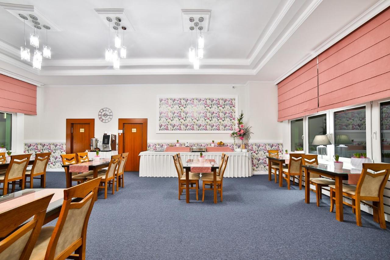 Hotel Wiosna ラプカ エクステリア 写真
